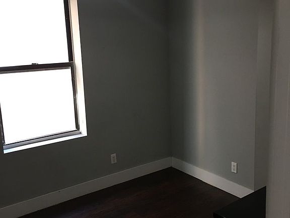 2nd image of 556 W 181st St APT G