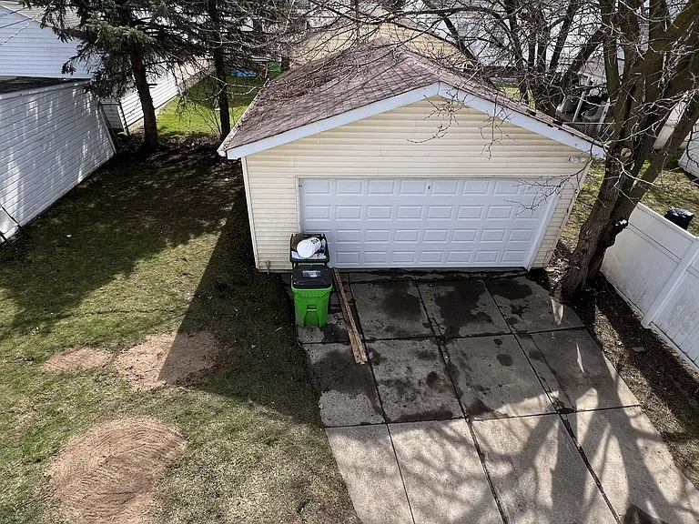 10610 Langton Ave — Photo 21