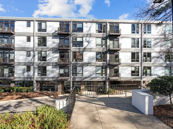 1300 Saint Marys St #307, Raleigh, NC 27609