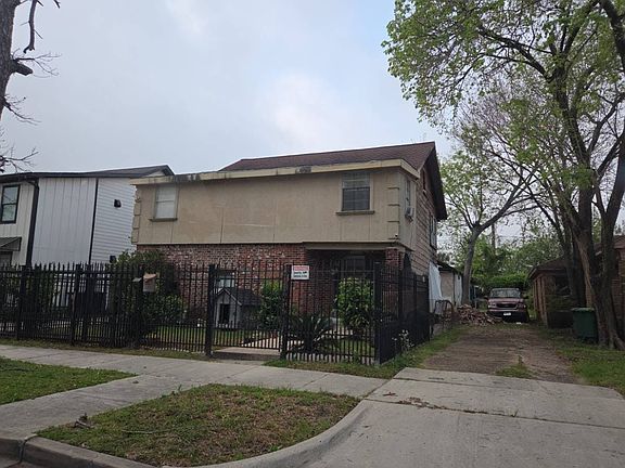 2nd image of 1428 Scharpe St