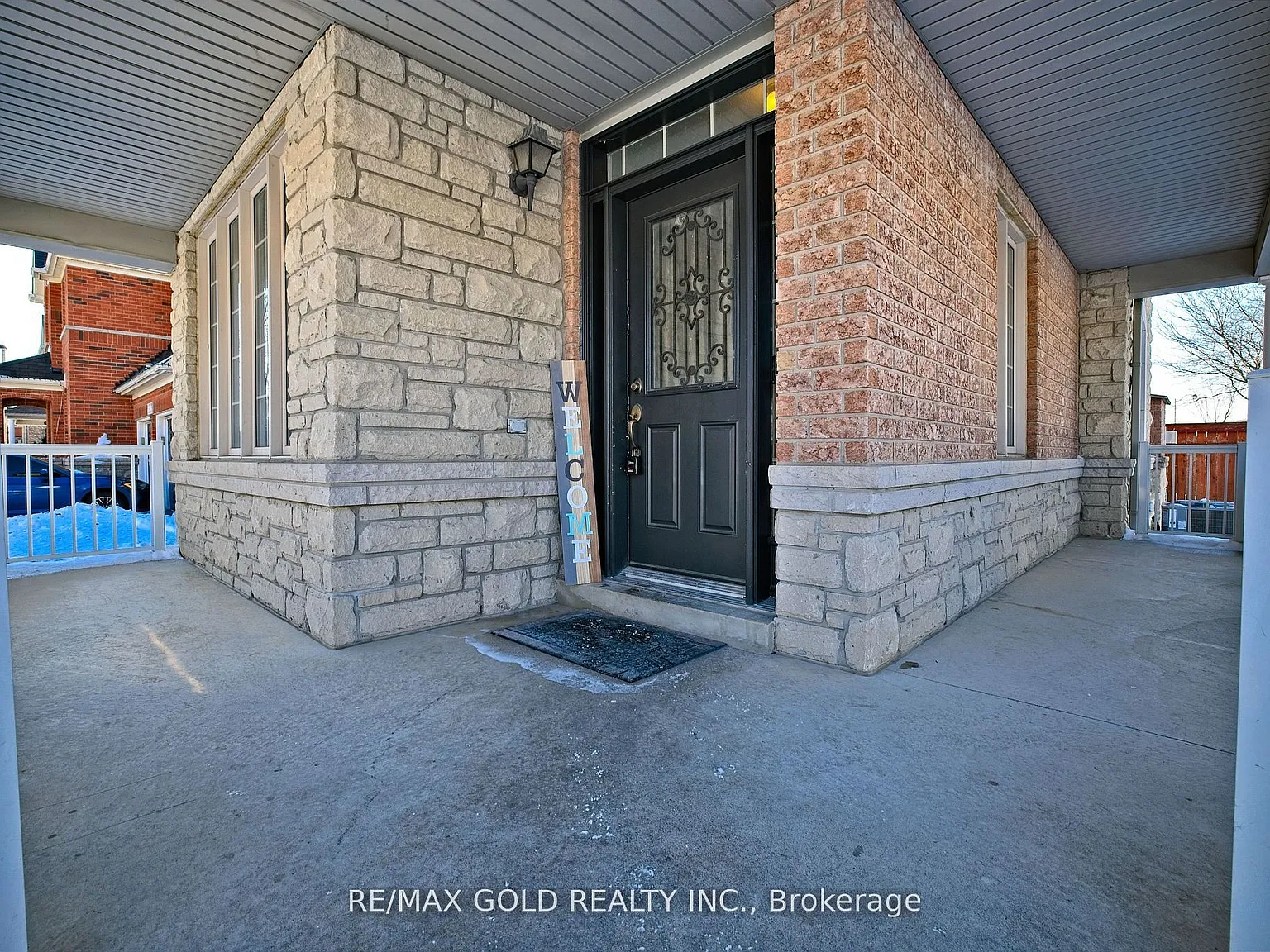 6 bed, $4,299 — Photo 2