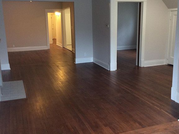 3rd image of 604 Parkside Ave Floor 1