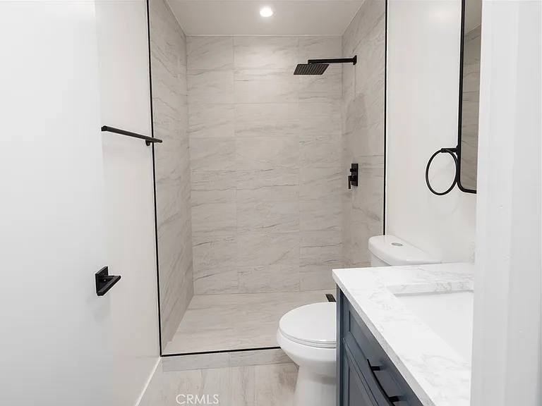 1571 Ricardo — Photo 26