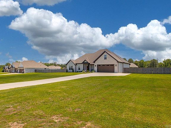 3rd image of 2025 Kaysen Ln