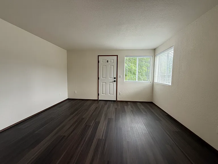 1002 Ash St #1022 — Photo 6