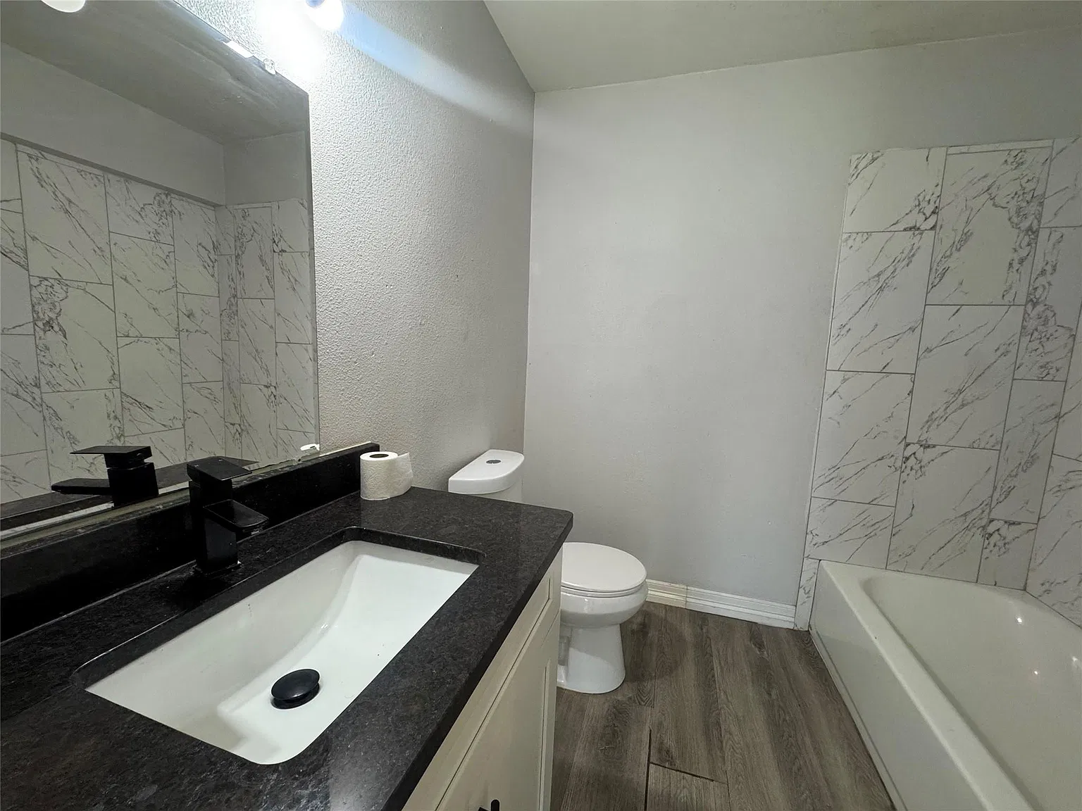 1 bed, 1.0 bath, 600 sqft, $800 — Photo 4