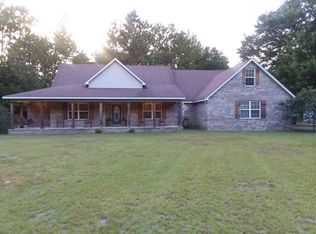 593 Southside Dr, Holt, FL 32564