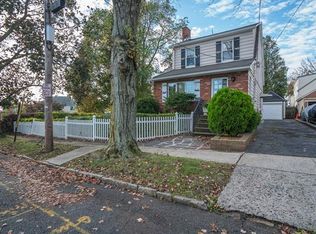 36 Clayton Pl, Yonkers, NY 10704