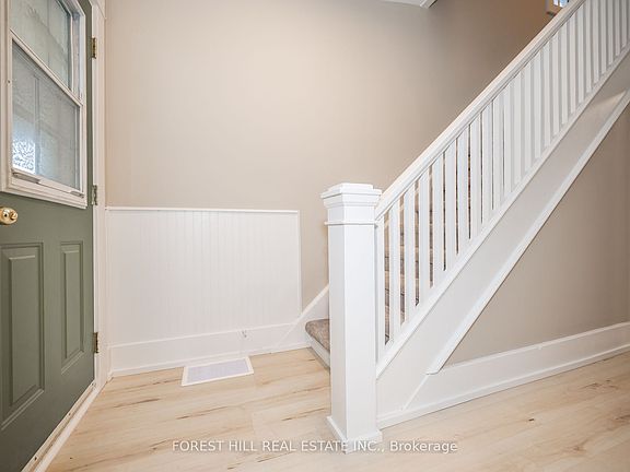 5th image of 30 Robert St