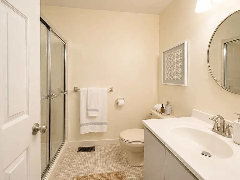 28 Aberdeen Dr — Photo 12
