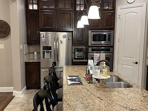 5th image of 125 Diamond Ln