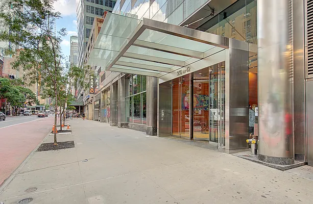 Sold by Keller Williams Realty Landmark II | media 26