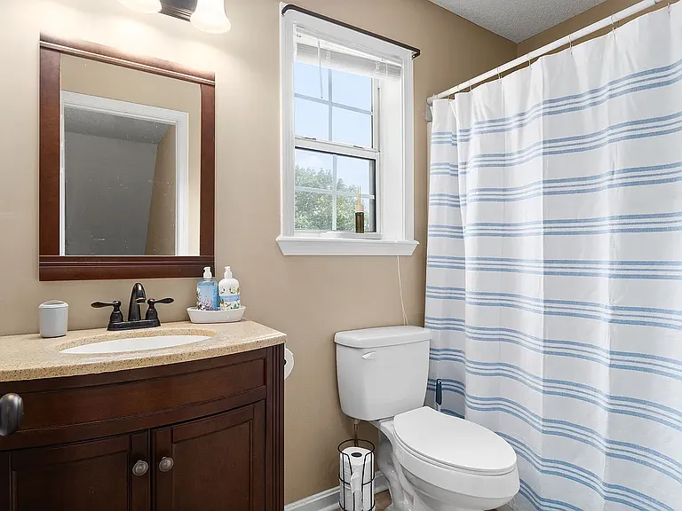 121 Candy Dr — Photo 5