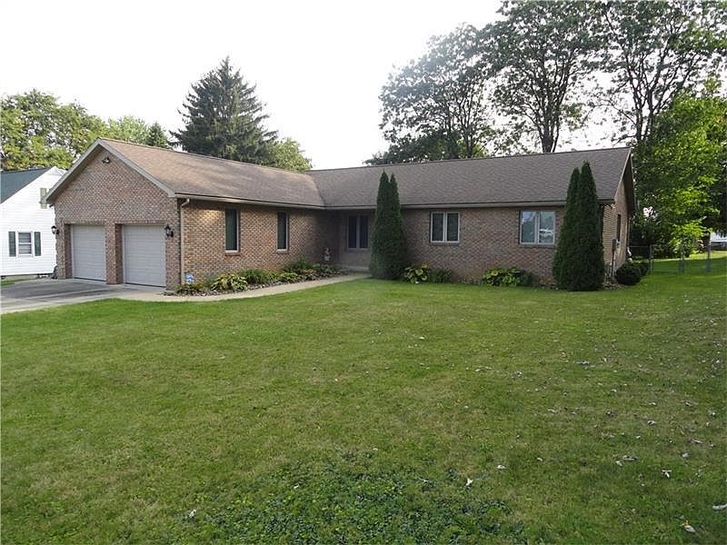 2nd image of 1221 Trent Dr