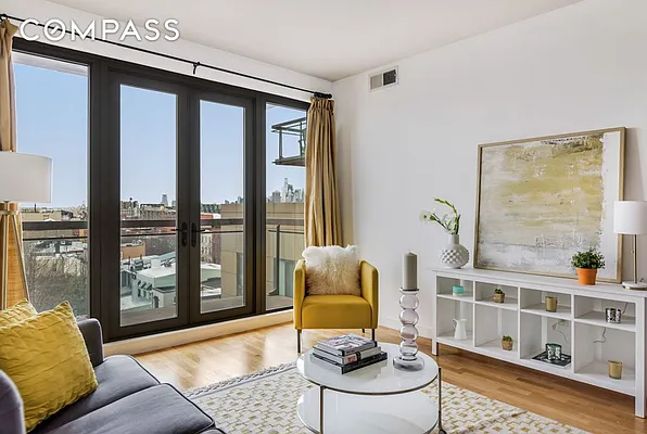 Sold by Compass | media 40