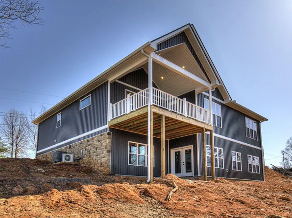300 Woodstock Dr, Rutledge, TN 37861