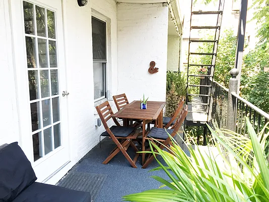 Rented by Nest Seekers International | media 11