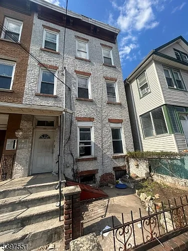 146 Ripley Pl Photo 1