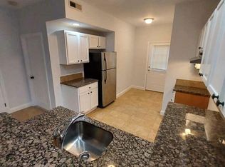 29 Washington Ave UNIT 4, Hamden, CT 06518