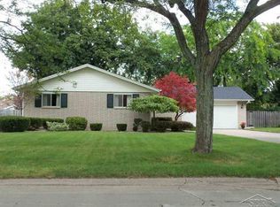4764 Century Dr, Saginaw, MI