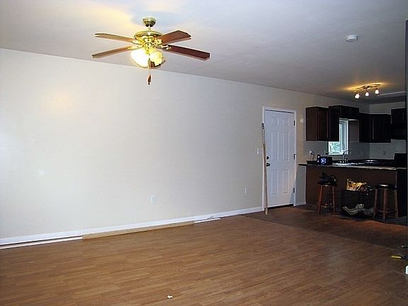 4th image of 3725B Dubia Rd