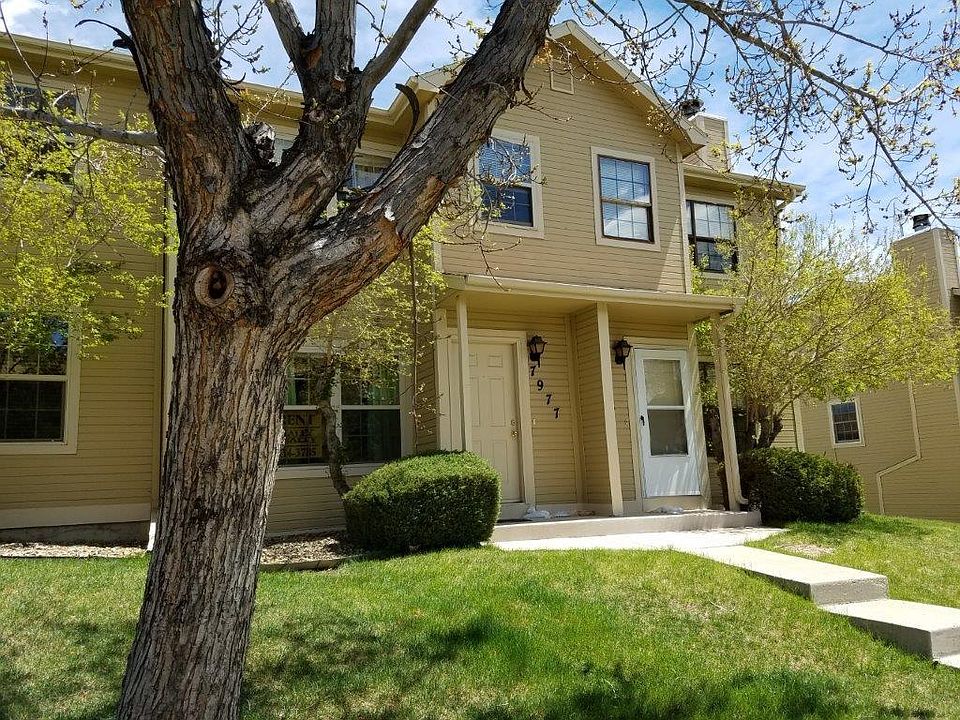 1st image of 7977 Lexington Park Dr