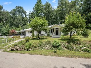1987 Bobo Hollow Rd, Tullahoma, TN 37388