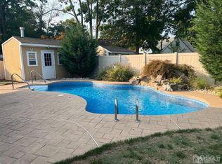 16 Joanna Pl, Colonia, NJ