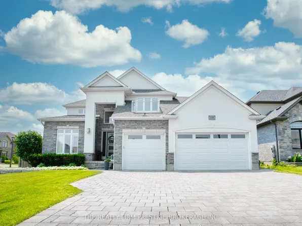 1104 Coates Ln, London, ON N6G 0S4