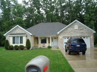 115 E Dells Rd, Silver Lake, WI 53170