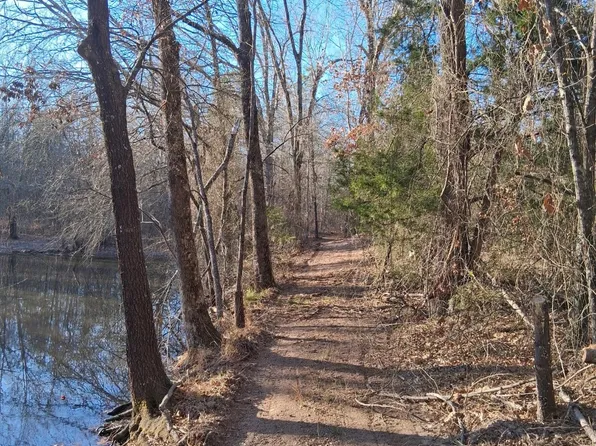 Highway 37, Clarksville, TX 75426