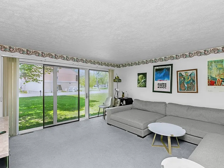 54528 Willis Ave — Photo 11