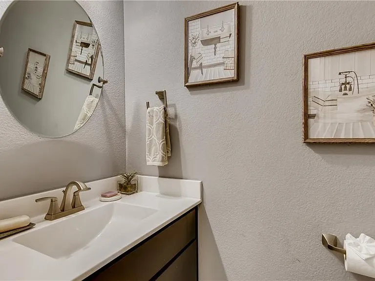 221 Purple Martin Ave — Photo 13