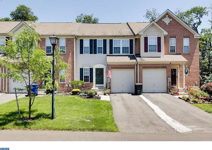 1st image of 115 Sassafras Dr