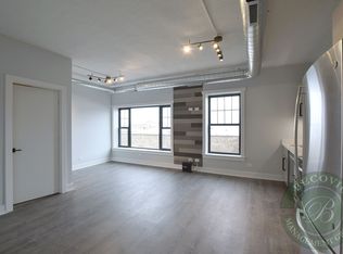 7645 N Sheridan Rd #205, Chicago, IL 60626