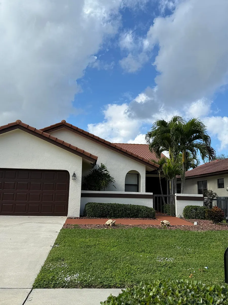 Building Photo - 21583 Villa Nova Dr