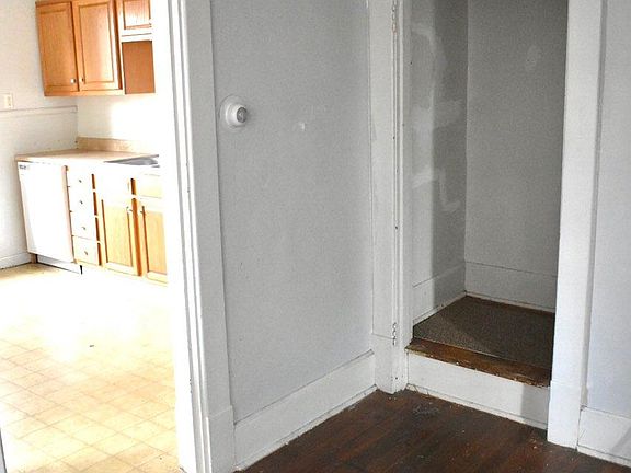 4th image of 175 N Lancaster St #175