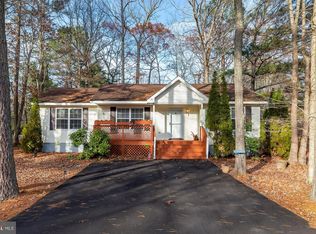 27 Quarter Staff Pl, Ocean Pines, MD 21811