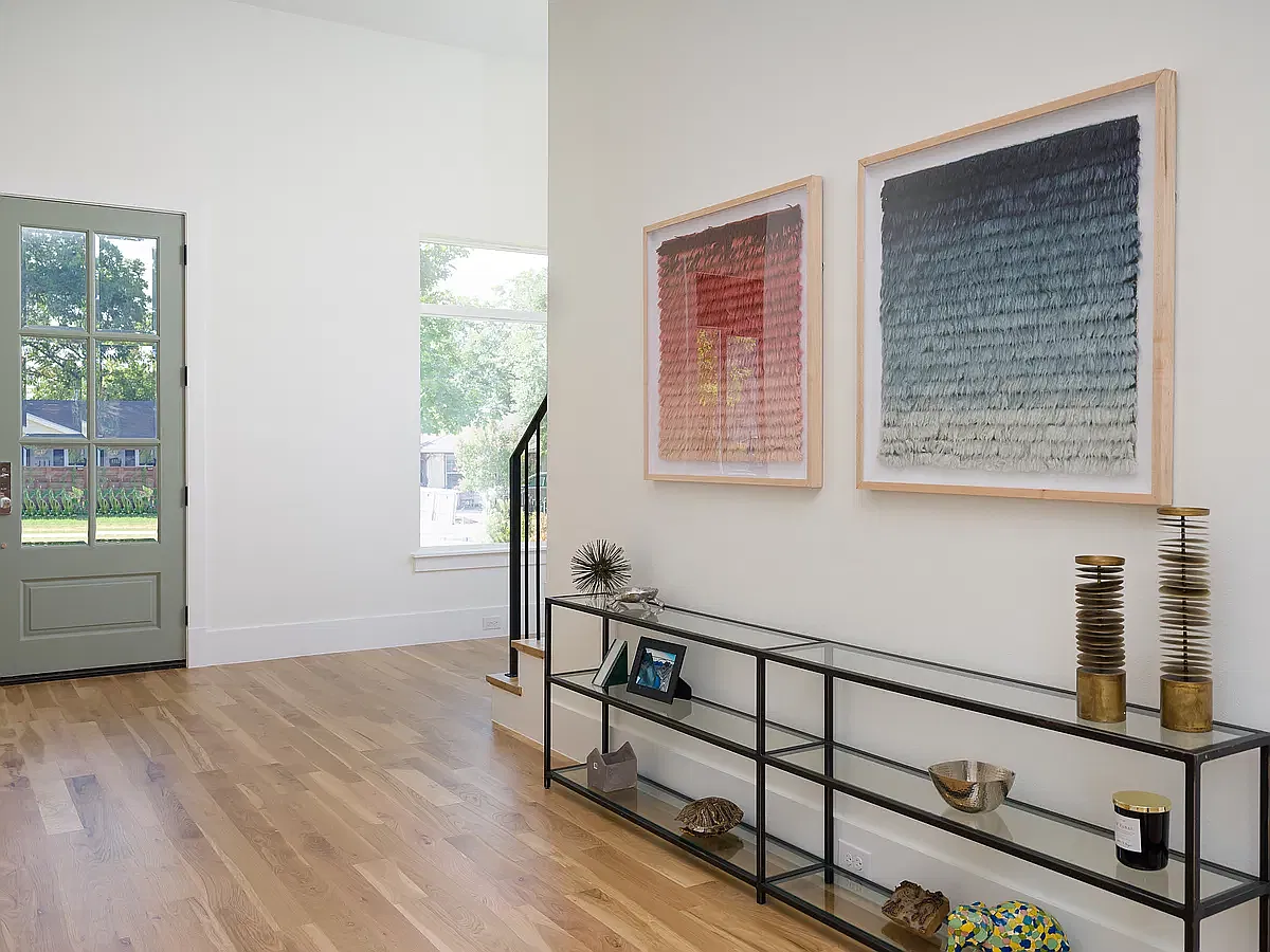5 bed, 4.5 bath, 5743 sqft, $15,000 — Photo 3