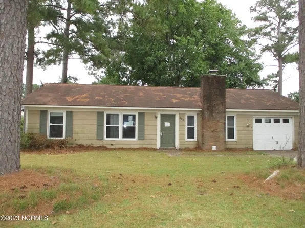 802 Brynn Marr Road, Jacksonville, NC 28546