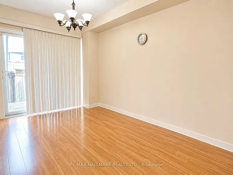 740 Kennedy Rd #31 — Photo 6