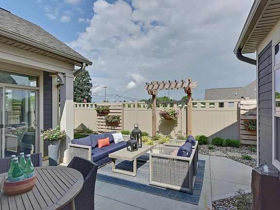 Epcon Portico Exterior Courtyard