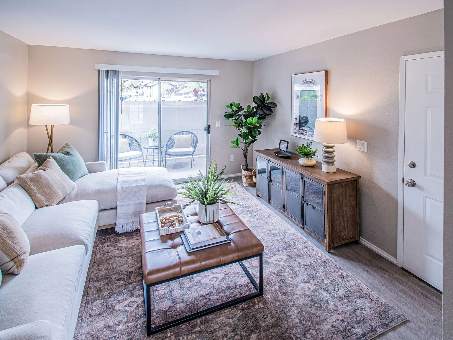 Alder Creek Apartments — Photo 2