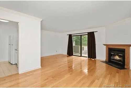 3 Oakwood Ave Photo 1