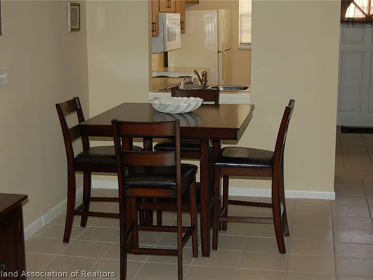 307 Golf Villas Ct NW — Photo 2