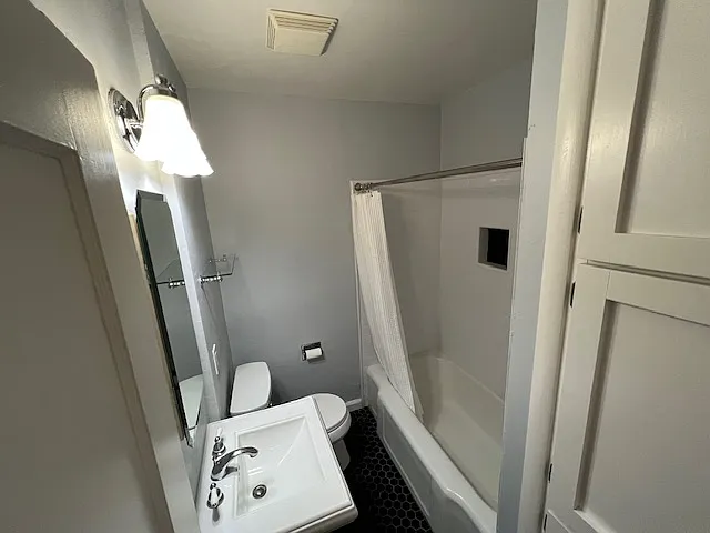 176 San Antonio Way — Photo 13