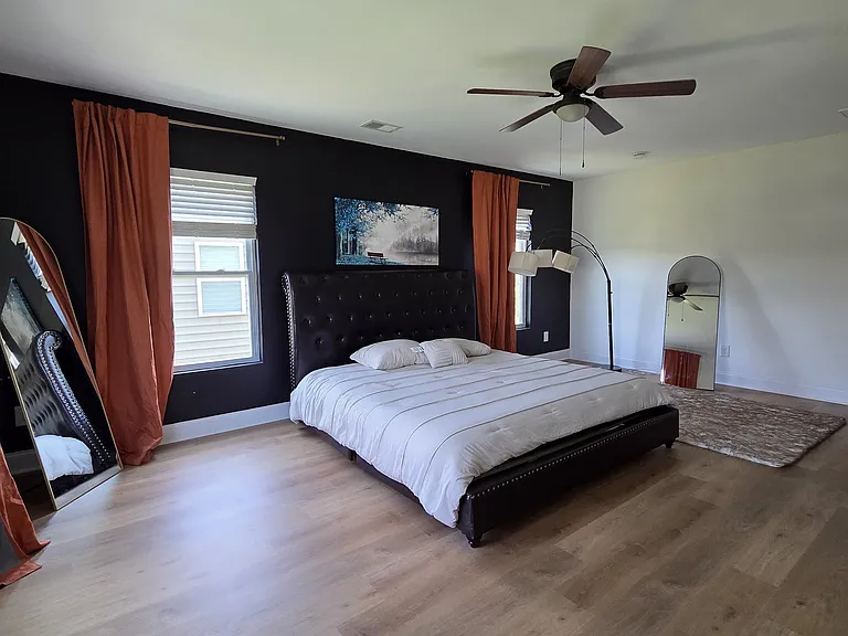 8312 Compton Acres Ln — Photo 11