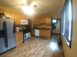 1978 E 123rd St APT 4, Cleveland, OH 44106