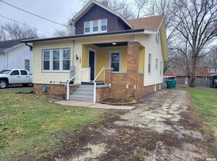 2122 W Manor Pkwy, West Peoria, IL