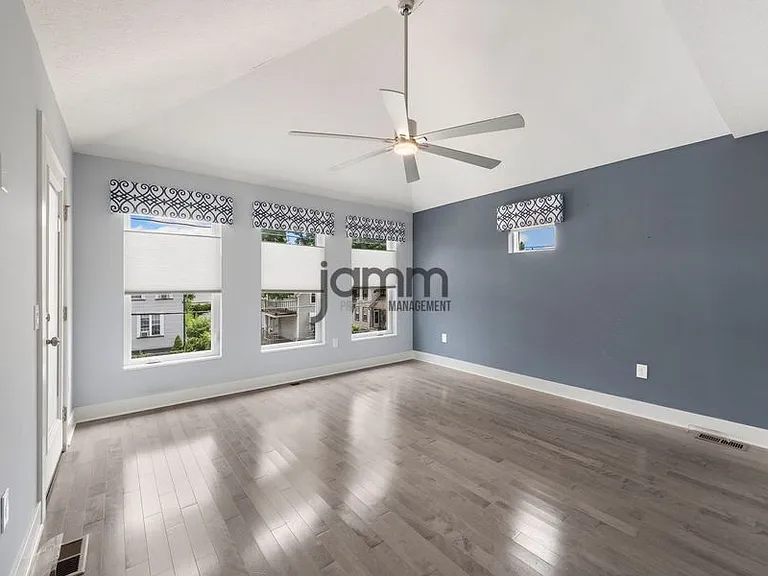 1874 W 57th St — Photo 23